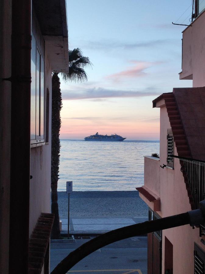 Apartamento Playa Bonita Relax House Scilla Exterior foto